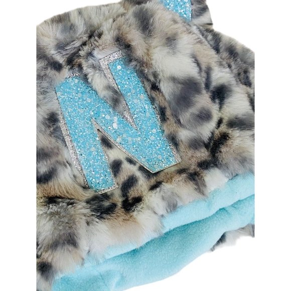 Justice Girl’s Letter N One Size Cheetah Cat Earflap Hat Faux Fur Grey Teal Blue - Picture 2 of 8